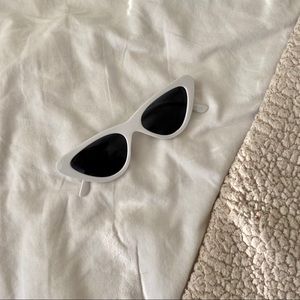 I-Sea Vintage-Looking Sunglasses